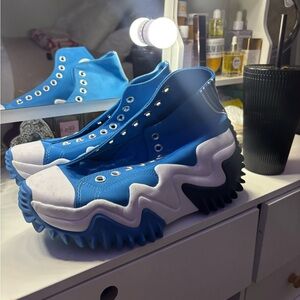 Women’s 8.5 limited editions converse